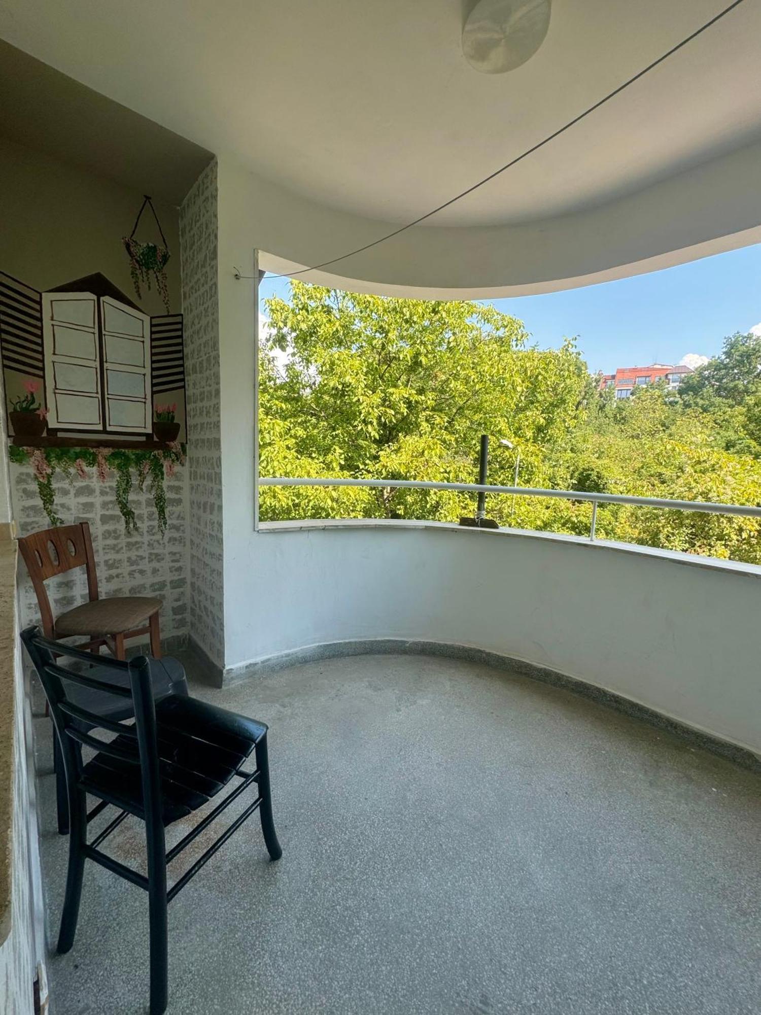 Spacious Apartment Next To South Park Просторен Апартамент До Южен Парк Top Location Sófia Exterior foto